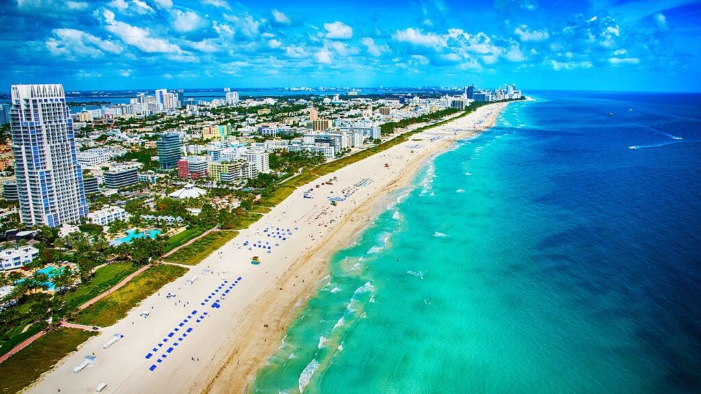 Bahamas used as ’springboard‘ for illegal immigration to Florida: expert