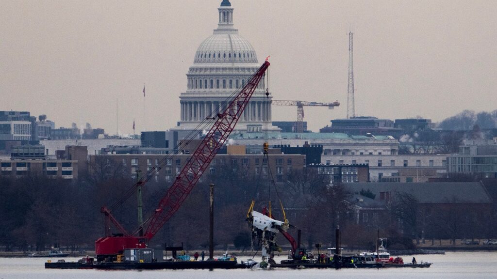 DC plane crash family files first lawsuit over American Airlines ...