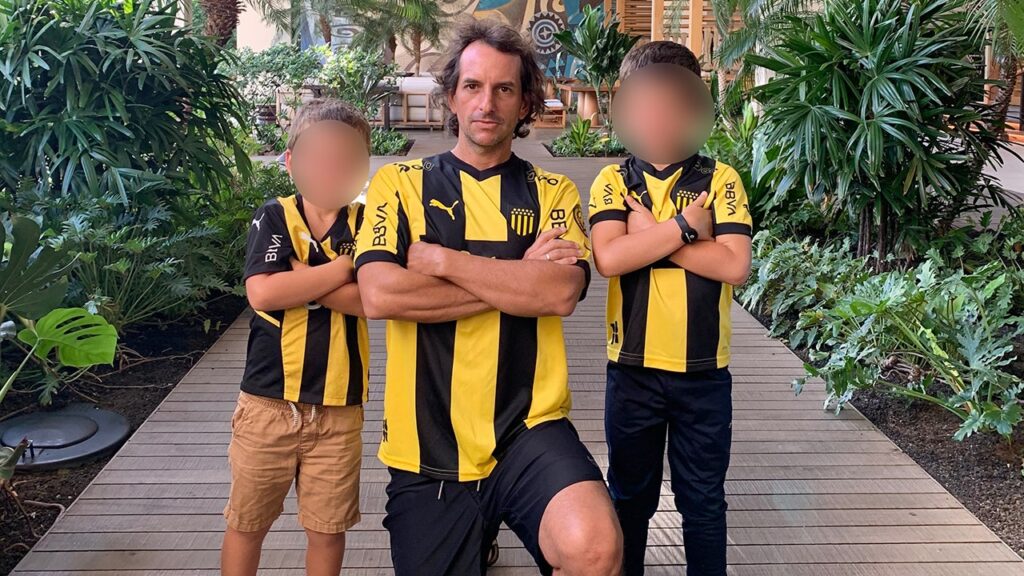 Hawaiian chef Nick Mastrascusa identified as victim in Maine plane crash