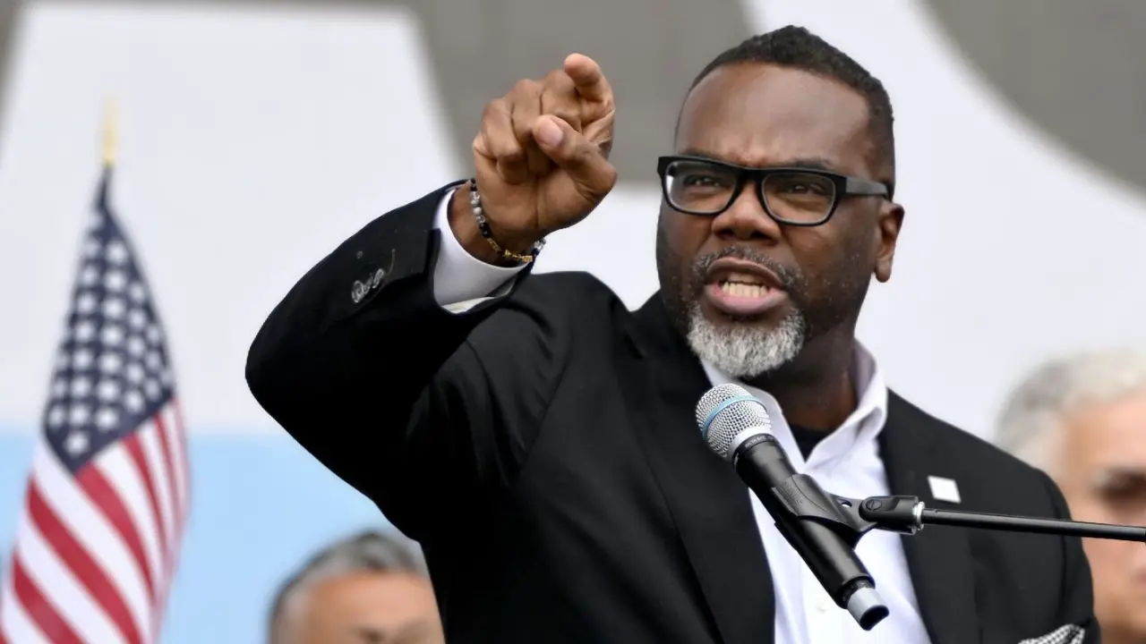 White House rebukes Mayor Brandon Johnson over reparations claims
