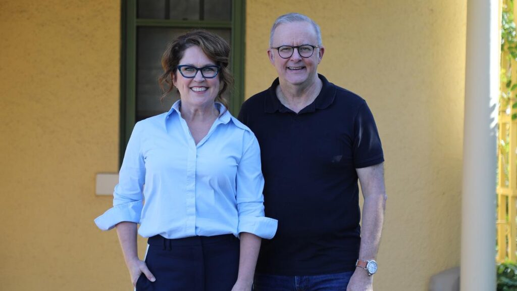 Kitchen Cabinet Review: Hats off to Annabel Crabb — she actually makes us LIKE politicians