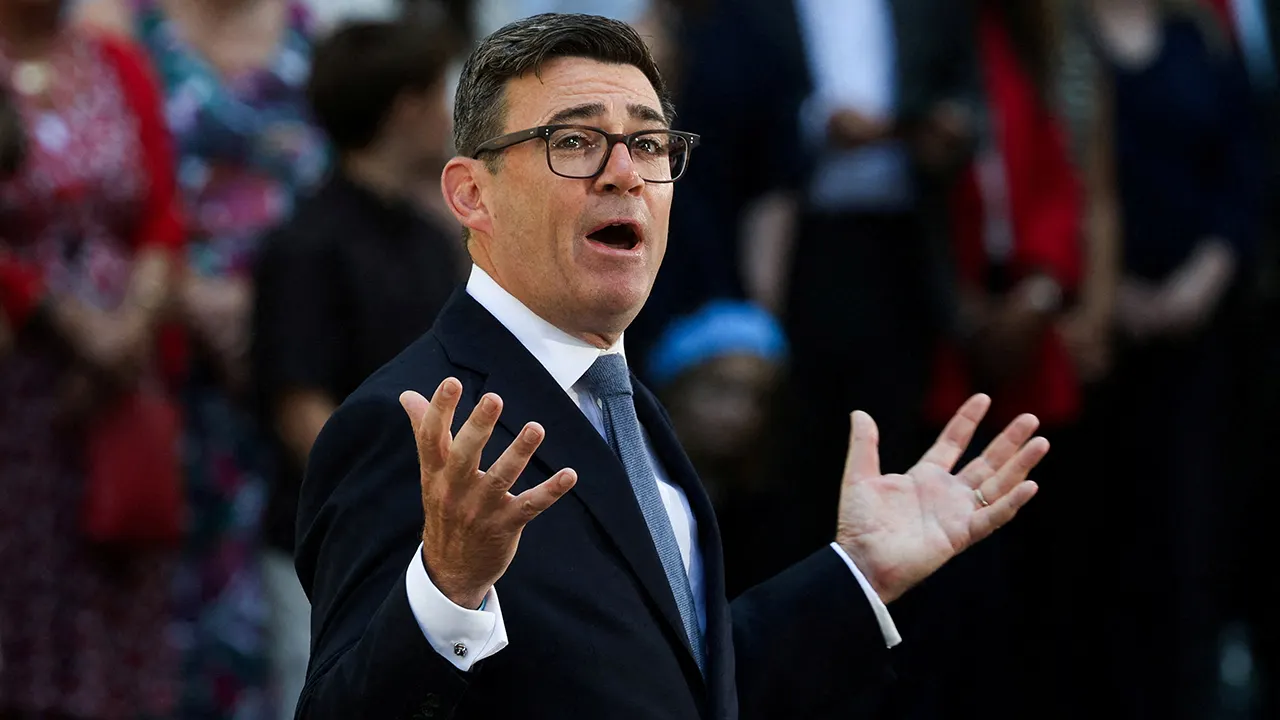 Trump speaks with UK Prime Minister Andy Burnham after he takes office
