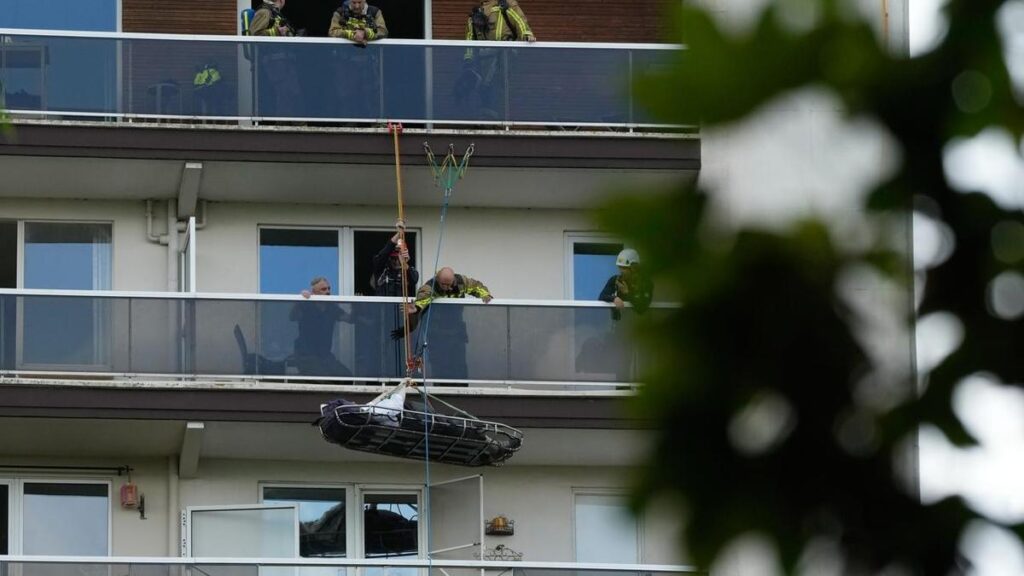 Fire in Belgian apartment block leaves five dead