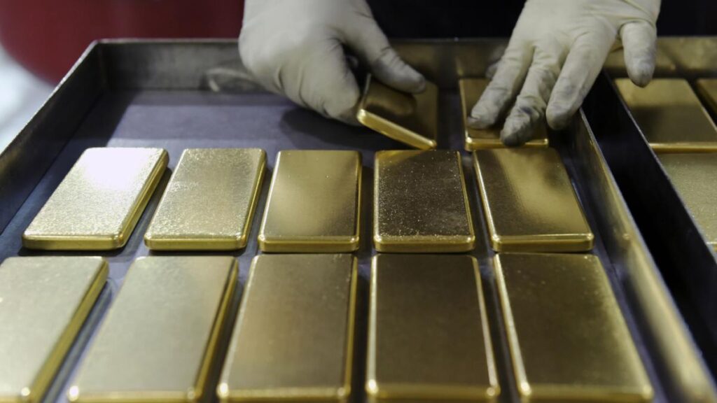 Bullion ends the week above $US4000/oz barrier amid growing price pressure sparked by Iran war restart