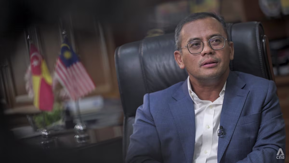PM Anwar’s coalition partners pledge to finish term, despite state polls feud: Selangor chief minister