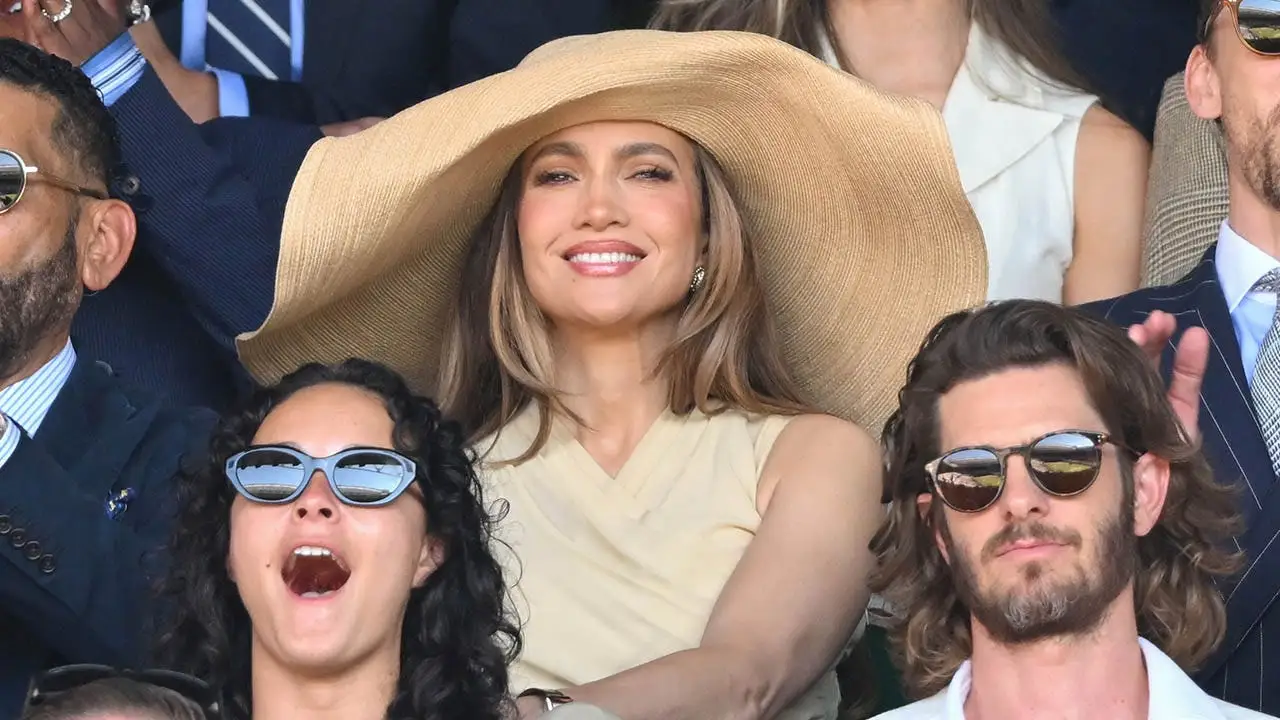 Jennifer Lopez wide-brimmed Wimbledon hat sparks social media backlash