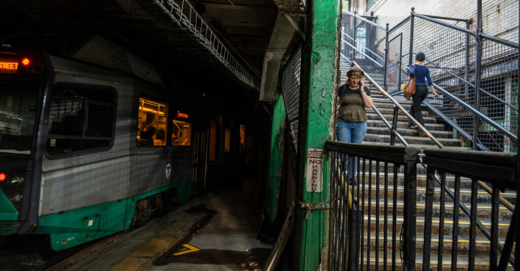 Congress Budgeted Billions for Big Transit Projects. Trump Isn’t Spending It.