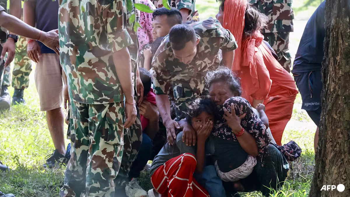 ‚Ran for our lives‘: Tales of survival from Nepal-China disaster