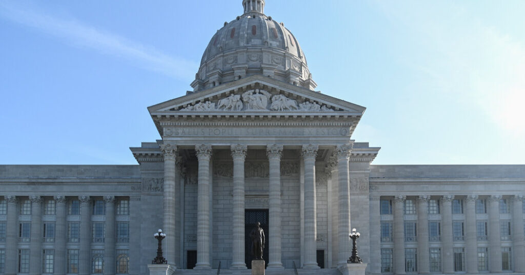 Missouri Judge Says Redrawn Congressional Map May Be Used in Midterms