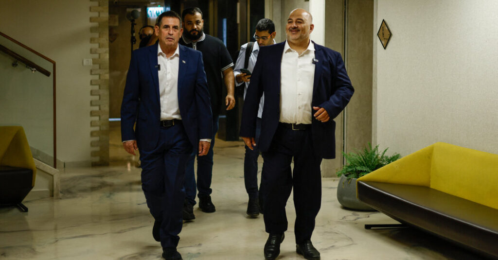 Mansour Abbas Recruits Yoav Segalovitz to Join Raam Party in Israeli Election