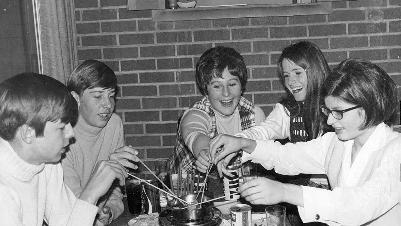 Julia Child helped popularize fondue and other classic 1960s dishes