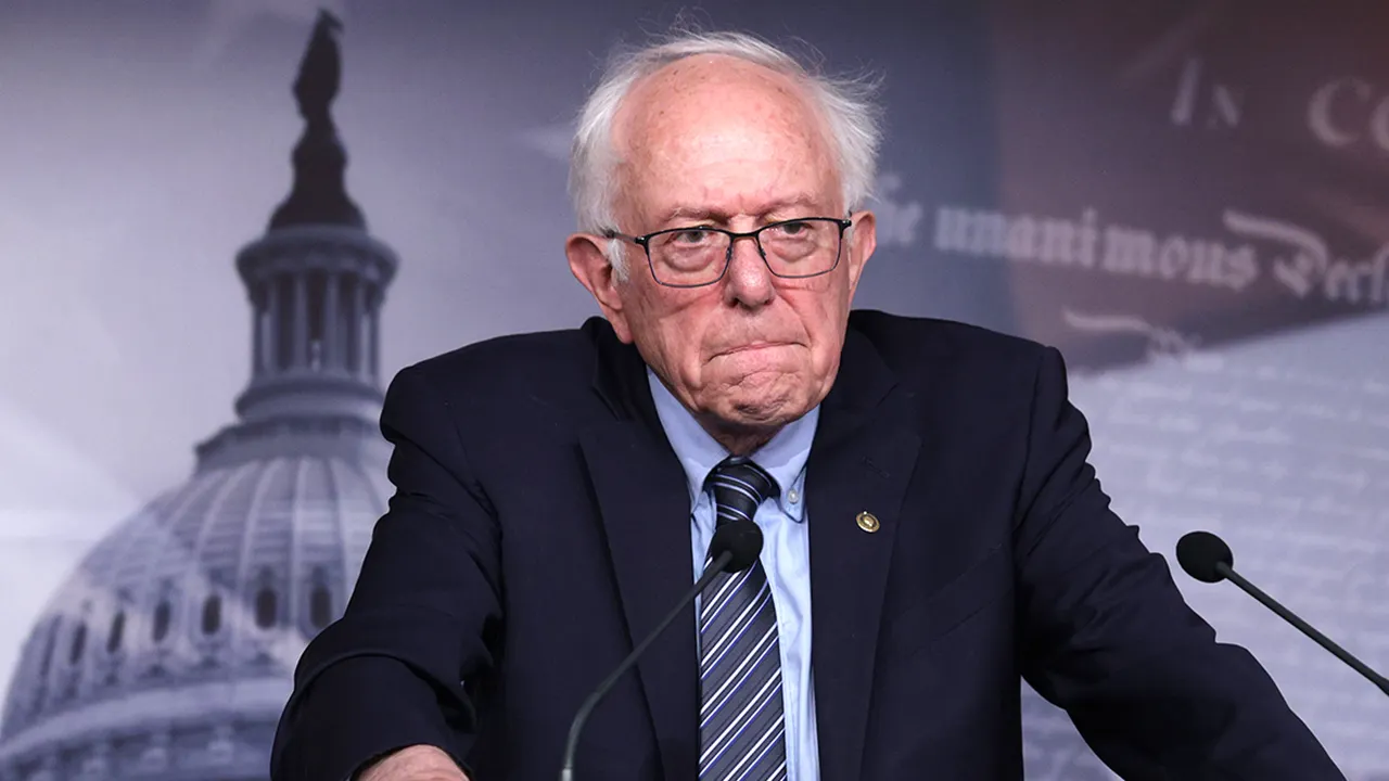 Sanders calls on Democratic leaders to ban super PACs from party primaries