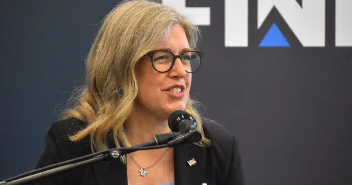 N.B. premier says power to keep flowing to Maine at this point amid trade war – New Brunswick