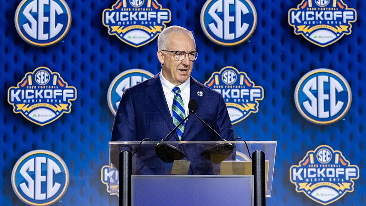 College athletics‘ latest mess: Court orders say athletes can play, but SEC and Big Ten ready to fight