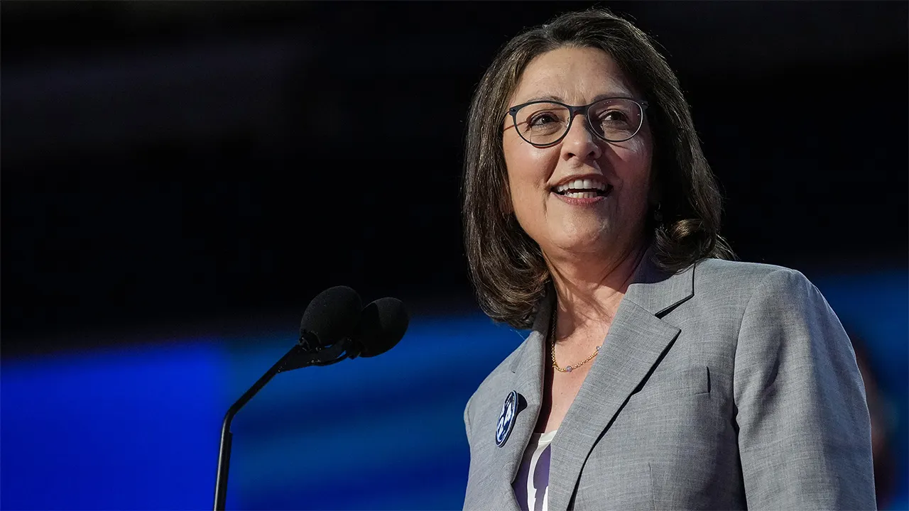 DCCC adds 5 new candidates to Red to Blue for House majority races