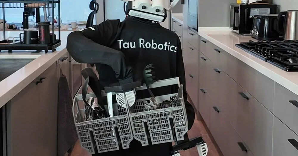 Are humanoid robots ready to scrub your kitchen and take out the trash? Not quite.