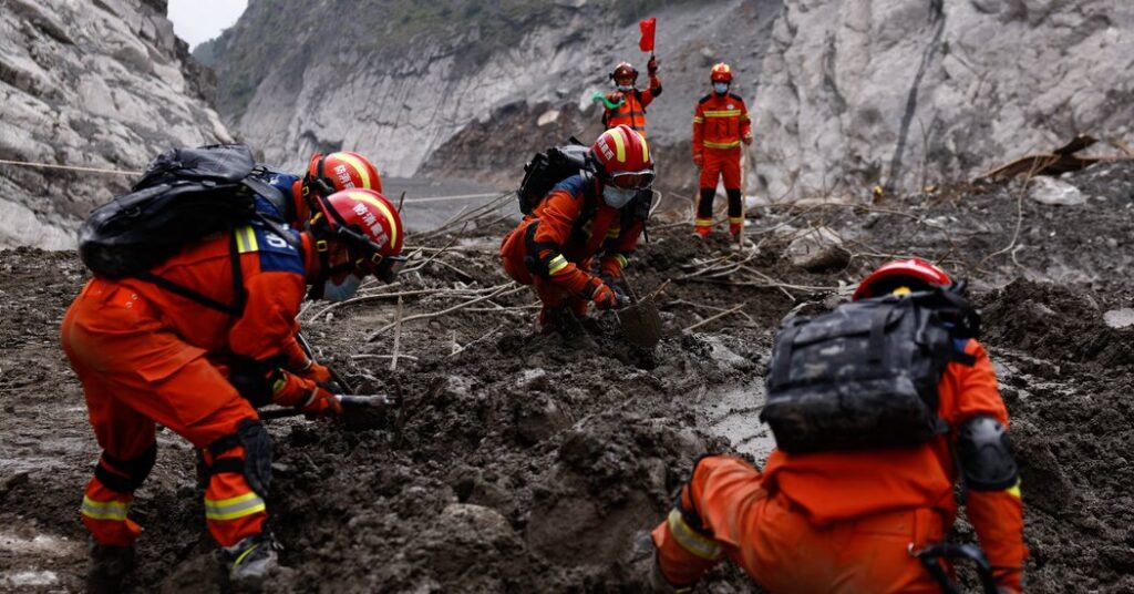 Online Posts Show Families’ Grief for Flood Victims on Tibet’s Side of China-Nepal Border