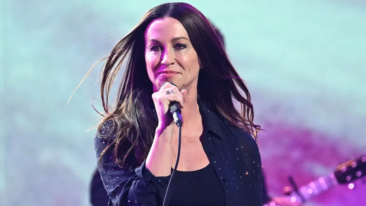 Alanis Morissette sues former tour manager for extortion and fraud