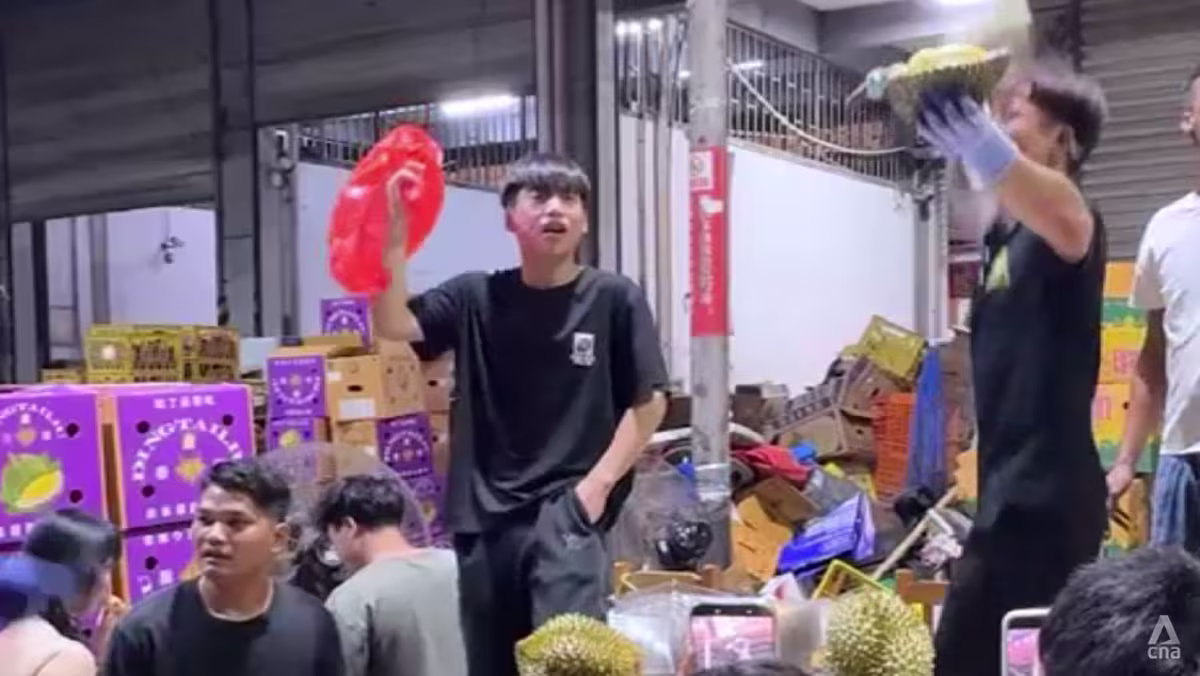 From durians to tourism: As China-Vietnam trade booms, border communities seek a bigger slice