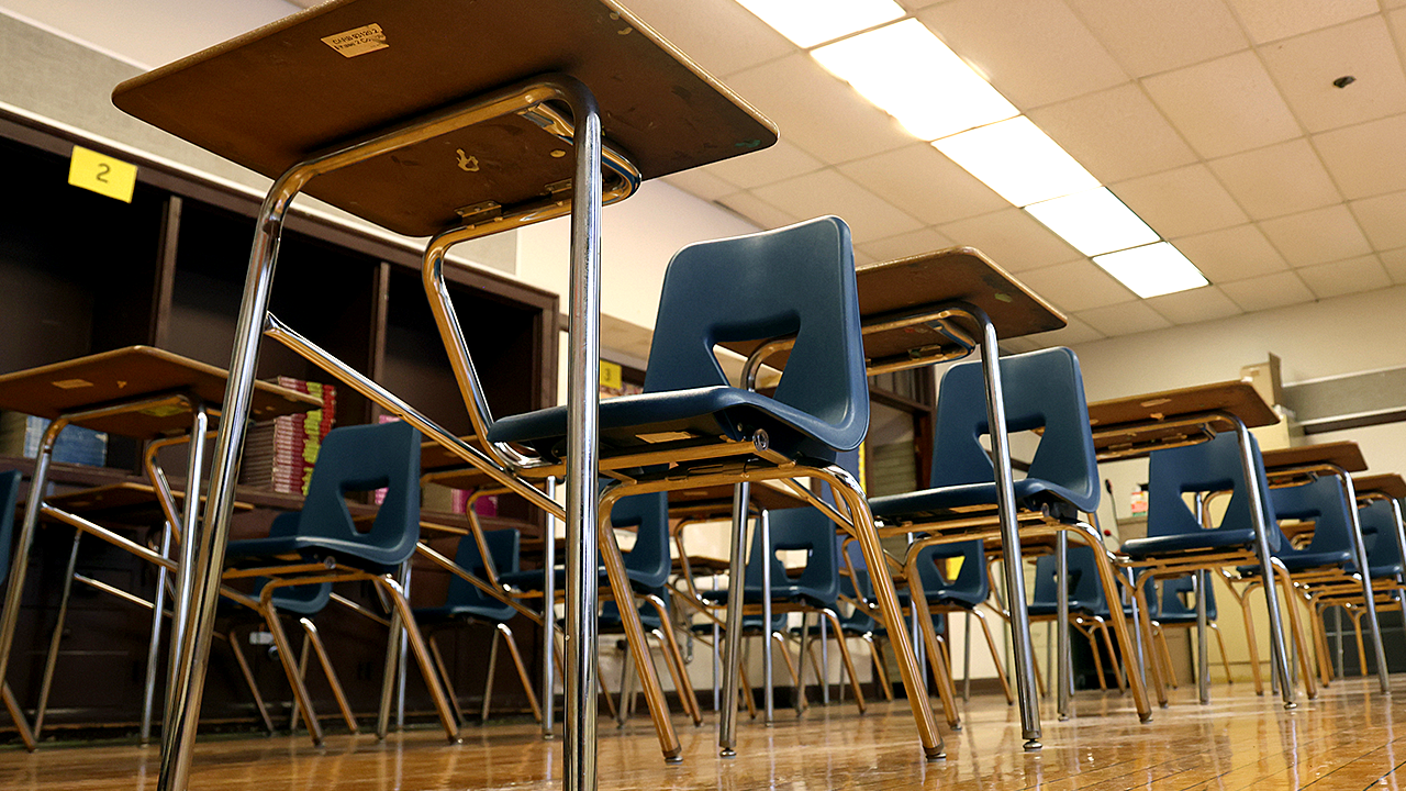 Chicago Public Schools lose students to charter and magnet schools