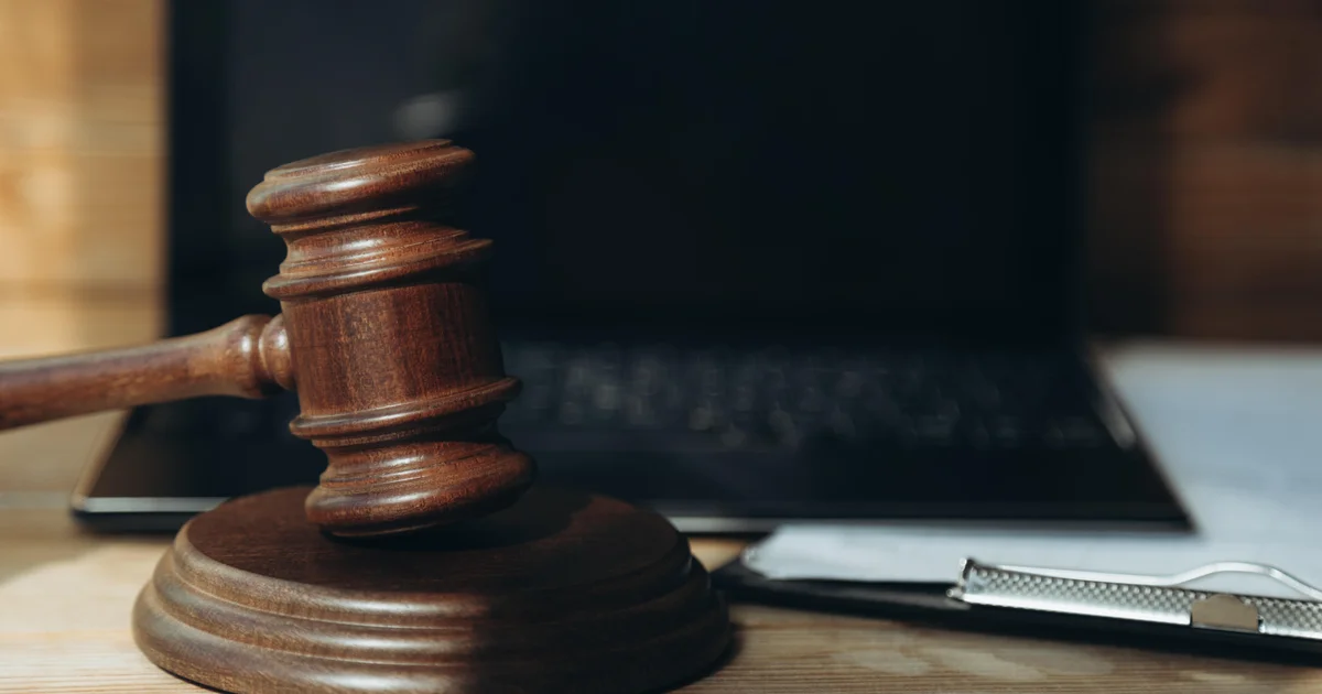 Use of AI backfires on an expert witness at trial: „They have biases“