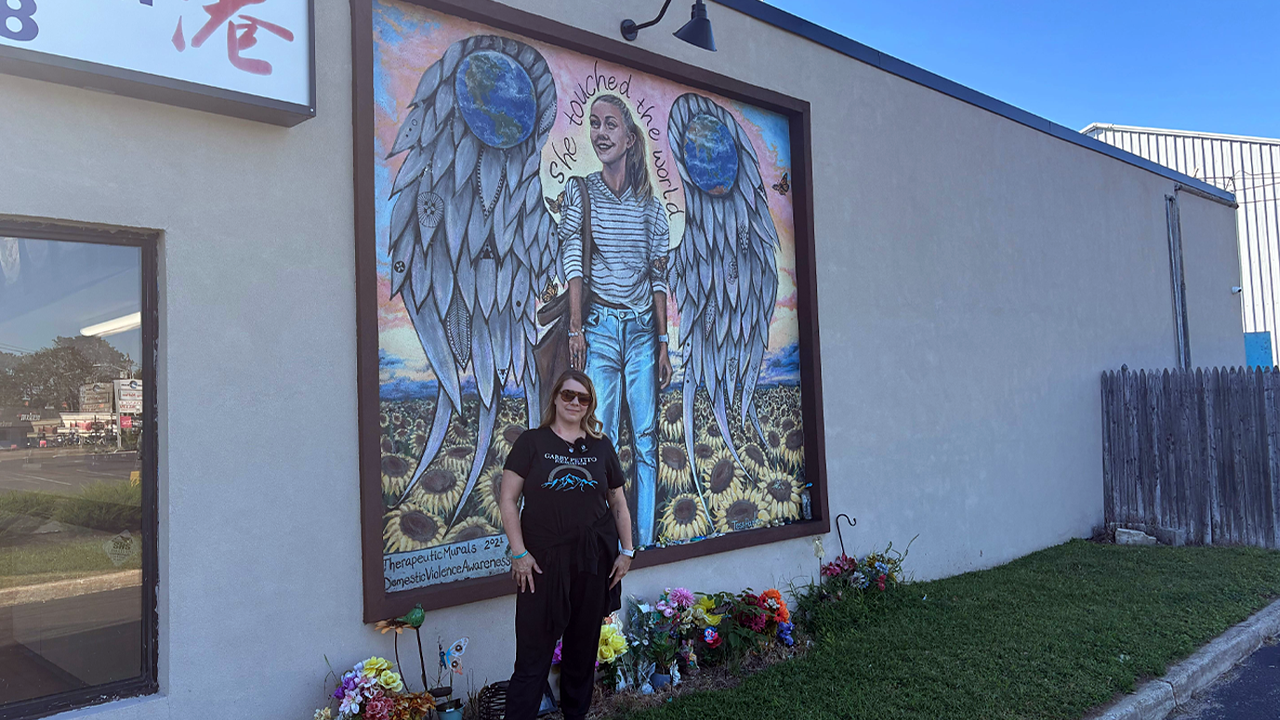Nichole Schmidt urges public to share missing person flyers online