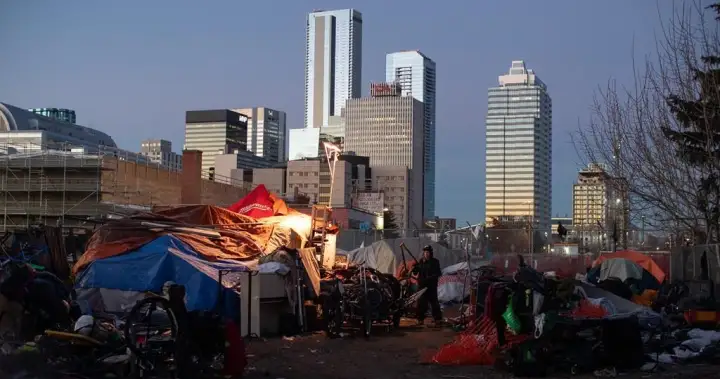 Dedicated river valley space for homeless encampments debated in Edmonton – Edmonton