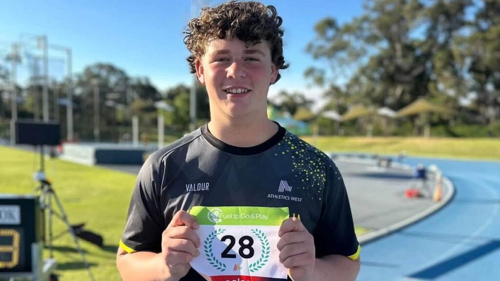 Jayden Fenn presented with prestigious Athletics West Laurel Wreath honour after standout 12 months