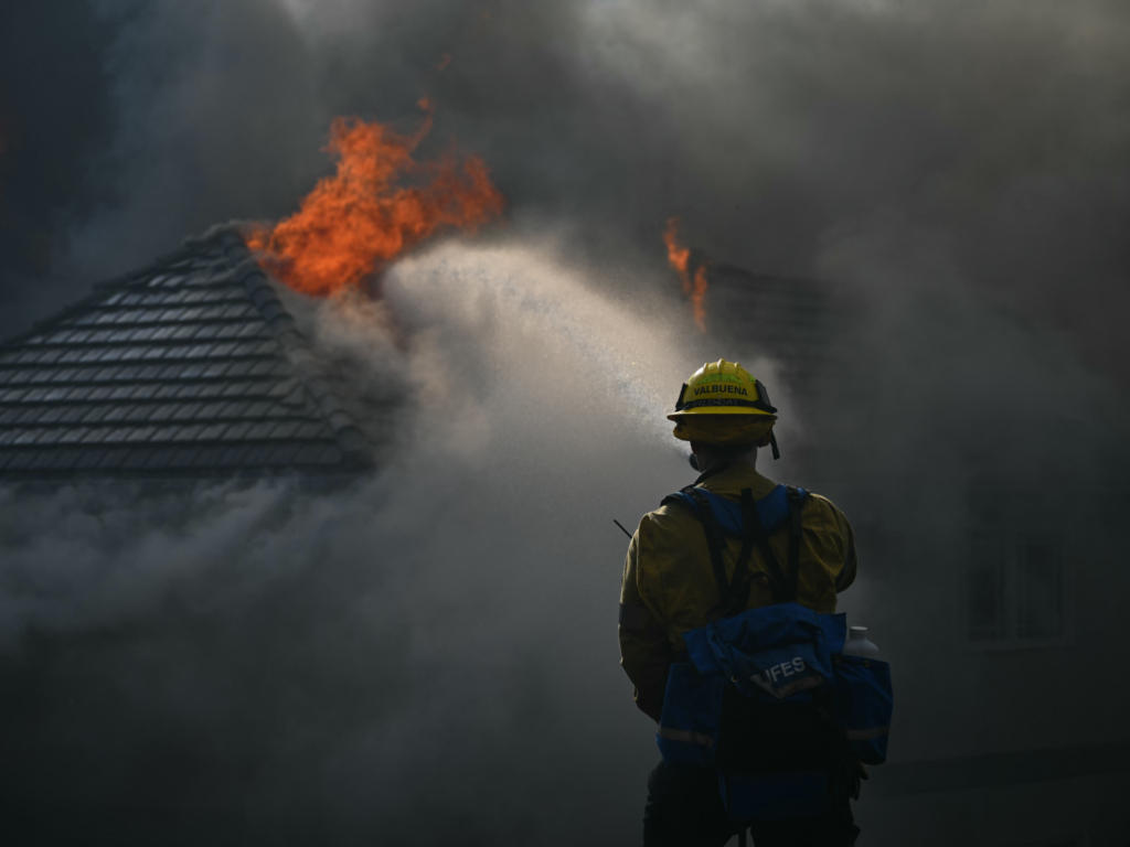 Southern California wildfire engulfs homes, prompts evacuation orders | Climate Crisis News