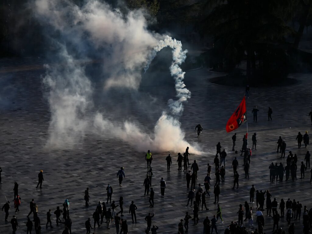 Thousands gather at new Albanian antigovernment rally | Protests News