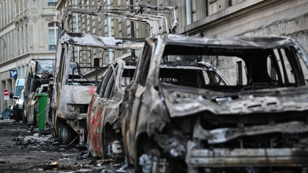 French business owner warns Macron after looters destroy 5 family stores